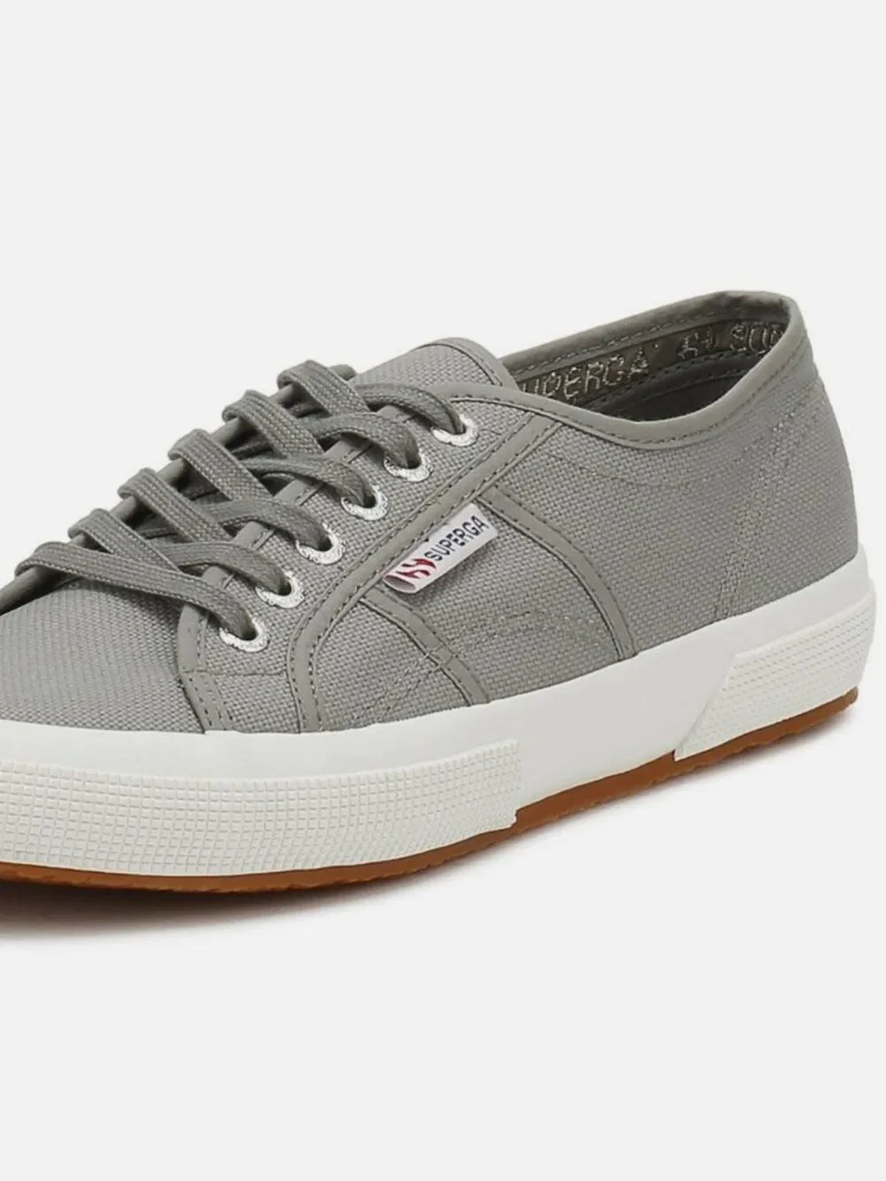 New Superga Canvas Sneaker 2750 Cotu Mens 9 US 10.5 Womens 42 EUR Size Gum
